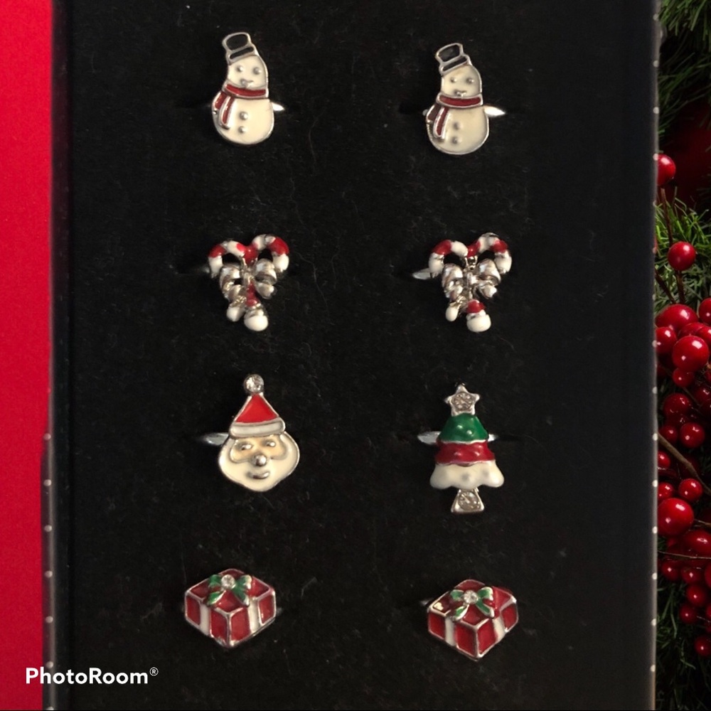 Lot of 8 Kids Paparazzi Christmas Rings